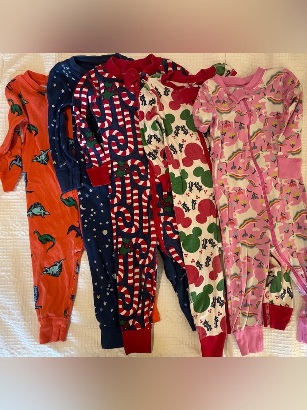 Bundle of 5 Hanna Andersson long zippie pajamas